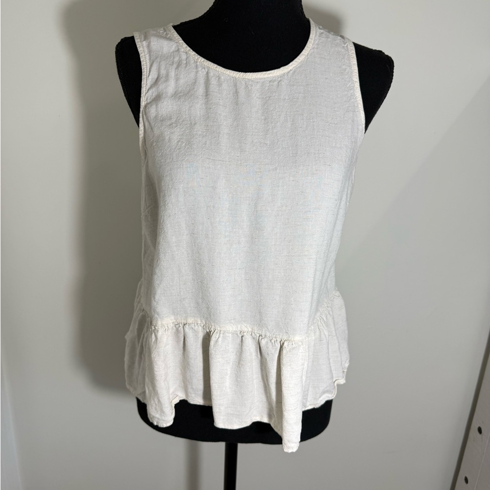 Moon River White Peplum Tank Top